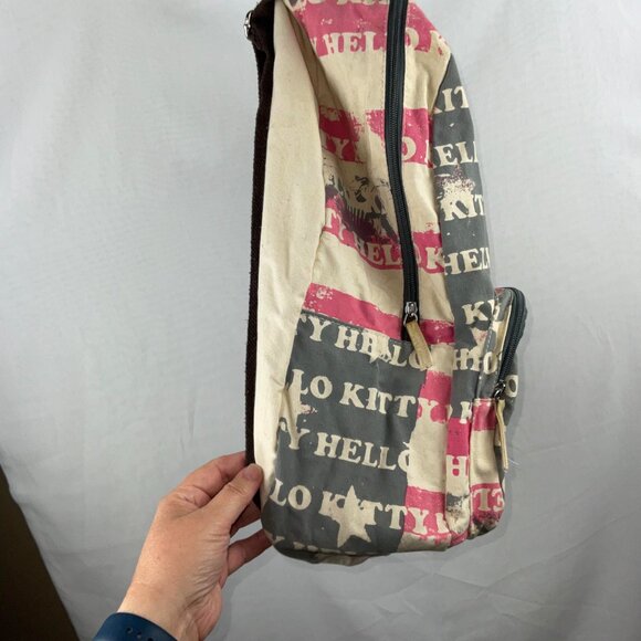 Hello Kitty Backpack - Picture 7 of 9